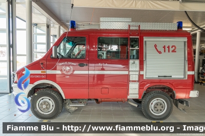 Iveco Daily 4x4 II serie
Vigili del Fuoco
Unione Distrettuale della Bassa Val Venosta
Bezirksverband Untervinschgau
Corpo Volontario di Lasa (BZ)
Freiwillige Feuerwehr Laas
Allestimento Ziegler
VF 04X BZ
Parole chiave: Iveco Daily_4x4_IIserie VF04XBZ