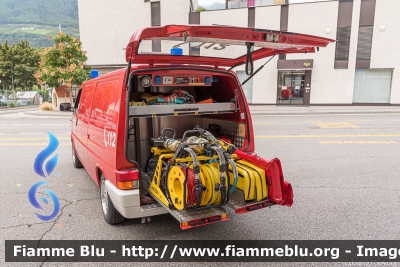 Volkswagen Transporter T4 restyle
Vigili del Fuoco
Unione Distrettuale della Bassa Val Venosta
Corpo Volontario di Silandro (BZ)
Bezirksverband Untervinschgau
Freiwillige Feuerwehr Schlanders
VF 0AY BZ
Parole chiave: Volkswagen Transporter_T4restyle VF0AYBZ