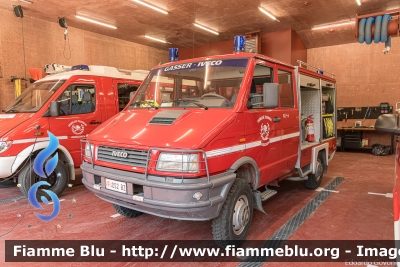 Iveco Daily 4x4 II serie
Vigili del Fuoco
Unione Distrettuale Alta Pusteria
Bezirksverband Oberpustertal
Corpo Volontario di Versciaco (BZ)
Freiwillige Feuerwehr Vierschach
VF 0B2 BZ
Parole chiave: Iveco Daily_4x4_IIserie VF0S2BZ