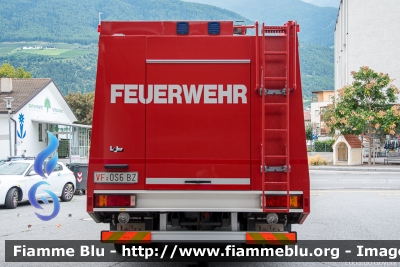 Scania 143H
Vigili del Fuoco
Unione Distrettuale della Bassa Val Venosta
Bezirksverband Untervinschgau
Ospitato dal Corpo Volontario di Silandro (BZ)
Allestimento Lohr
VF 0S6 BZ
Parole chiave: Scania 143H VF0S6BZ