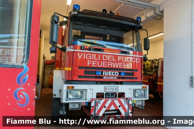 Iveco EuroCargo 135E24 4x4 I serie
Vigili del Fuoco
Unione Distrettuale di Bolzano
Corpo Volontario di Bolzano Città 
Freiwillige Feuerwehr der Stadt Bozen
Distaccamento Colle - Löschgruppe Kohlern
Allestimento Iveco Magirus Grizzly
VF 11W BZ
Parole chiave: Iveco EuroCargo_135E24_4x4_Iserie VF11WBZ