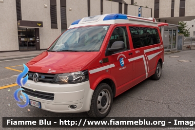 Volkswagen Transporter T5 restyle
Vigili del Fuoco
Unione Distrettuale della Bassa Val Venosta
Corpo Volontario di Silandro (BZ)
Bezirksverband Untervinschgau
Freiwillige Feuerwehr Schlanders
Allestimento Brandschutz Rosenbauer
VF FW 33N
Parole chiave: Volkswagen Transporter_T5_restyle VFFW33N