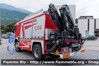 Scania P420
Vigili del Fuoco
Unione Distrettuale della Bassa Val Venosta
Bezirksverband Untervinschgau
Ospitato dal Corpo Volontario di Silandro (BZ)
Allestimento Brandschutz Rosenbauer
VF FW 36A
Parole chiave: Scania P420 VFFW36A