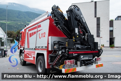 Scania P420
Vigili del Fuoco
Unione Distrettuale della Bassa Val Venosta
Bezirksverband Untervinschgau
Ospitato dal Corpo Volontario di Silandro (BZ)
Allestimento Brandschutz Rosenbauer
VF FW 36A
Parole chiave: Scania P420 VFFW36A