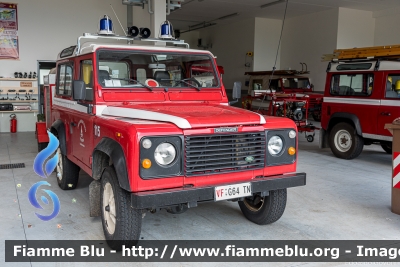 Land Rover Defender 90
Vigili del Fuoco
Unione Distrettuale delle Giudicarie
Corpo Volontario di San Lorenzo in Banale (TN)
VF G64 TN
Parole chiave: Land-Rover Defender_90 VFG64TN