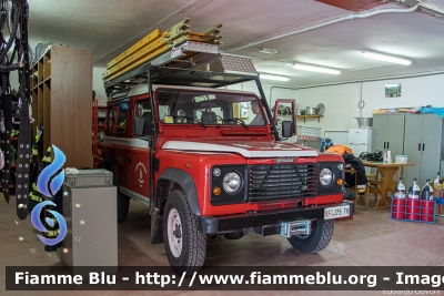 Land Rover Defender 90
Vigili del Fuoco
Unione Distrettuale delle Giudicarie
Corpo Volontario di Stenico (TN)
VF J75 TN
Parole chiave: Land-Rover Defender_90 VFJ75TN