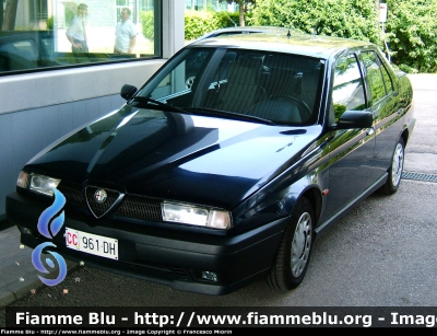 Alfa Romeo 155 II serie
Carabinieri CC961DH. Particolare del mezzo di avere entrambe le targhe piccole.
Parole chiave: Alfa_Romeo 155_IIserie CC961DH Pordenone