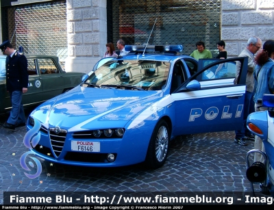 Alfa Romeo 159
Polizia di Stato
Squadra Volante
POLIZIA F6146
Parole chiave: Alfa-Romeo 159 POLIZIAF6146