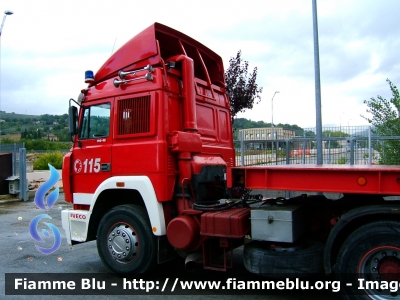 Iveco TurboStar 190-48
Vigili del Fuoco
Comando Provinciale di Perugia
VF 19921
Parole chiave: Iveco TurboStar_190-48 VF19921