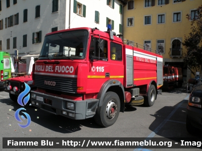 Iveco 190-26
Vigili del Fuoco
Comando Provinciale di Udine
Distaccamento Volontario Cividale del Friuli (UD)
AutoBottePompa allestimento Baribbi
VF 17252
Parole chiave: Iveco 190-26 VF17252