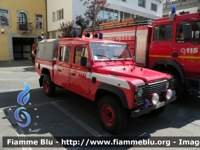 Land Rover Defender 130
Vigili del Fuoco
Comando Provinciale di Udine
Distaccamento Volontario Cividale del Friuli (UD)
VF 19380
Parole chiave: Land-Rover Defender_130 VF19380