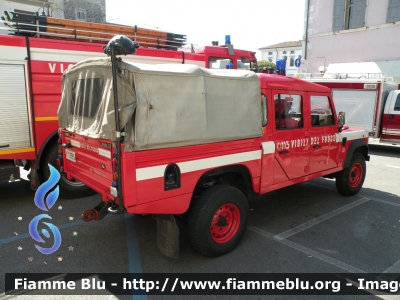 Land Rover Defender 130
Vigili del Fuoco
Comando Provinciale di Udine
Distaccamento Volontario Cividale del Friuli (UD)
VF 19380
Parole chiave: Land-Rover Defender_130 VF19380