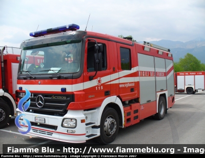 Mercedes-Benz Actros 1841 II serie 
Vigili del Fuoco
Comando Provinciale di Pordenone
AutoPompaSerbatoio
VF 22622
Parole chiave: Marcedes-Benz Actros_1841_IIserie VF22622