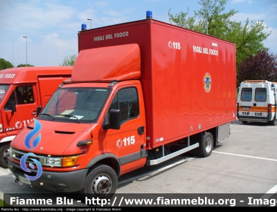 Iveco Daily III serie
AF/NBCR VF 22812
Parole chiave: Iveco Daily_IIIserie AF/NBCR VF22812 