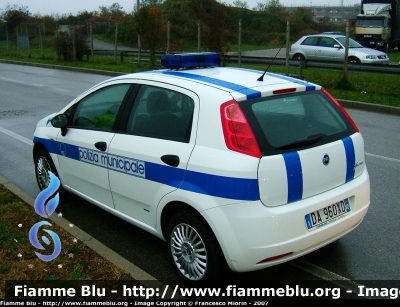 Fiat Grande Punto
PM Martignacco Pasian di Prato (UD).
Parole chiave: Fiat Grande Punto Polizia Municipale Locale Martignacco Ud Friuli