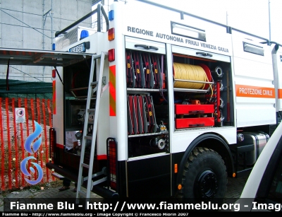 Mercedes-Benz Unimog U400
Gruppo Comunale di Ronchi del Legionari
Parole chiave: Mercedes-Benz Unimog_U400 PC Ronchi_Dei_Legionari GO Carso_Isonzo Friuli