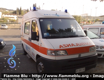 Fiat Ducato II serie
SMS Croce Azzurra di Pontassieve (FI)
sez. Girone
ambulanza allestita MAF
Parole chiave: fiat ducato_IIserie SMS_croce_azzurra Pontassieve MAF ambulanza sez.girone