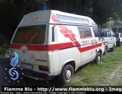 Volkswagen Transporter T3
Croce Rossa Italiana
Comitato Provinciale di Lucca
CRI 11759
Parole chiave: Volkswagen Transporter_T3 Ambulanza CRI11759