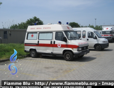 Fiat Ducato I serie II restyle
Croce Rossa Italiana
Comitato Provinciale di Pisa
Allestita Calabrese
CRI 13618
Parole chiave: Fiat Ducato_Iserie_IIrestyle CRI13618 Ambulanza