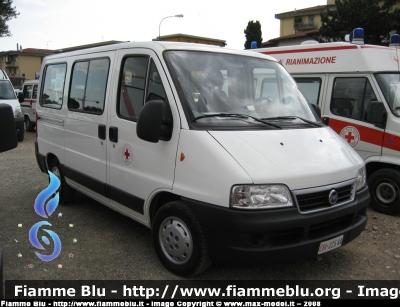 Fiat Ducato III serie  
CRI Comitato Loc. Firenze
trasporto persone
Parole chiave: Fiat Ducato_IIIserie CRI255AA CRI_Firenze Trasporto_Persone Quarrata2008