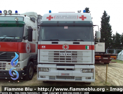 Iveco EuroStar 440E42
Croce Rossa Italiana
C.I.E. Centro
Servizio Emergenza
CRI A1055
Parole chiave: Iveco EuroStar_440E42 Croce_Rossa CIE CRIA1055 Trasporto_Materiale Trattori