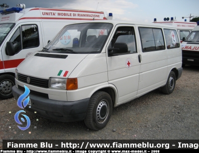 Volkswagen Transporter T4
CRI Comitato Locale di Firenze
unità cinofile
Parole chiave: Volkswagen Transporter T4 CRIA2353 unità_cinofile furgone CRI_firenze quarrata2008