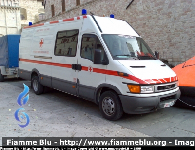 Iveco Daily III serie
CRI Comiato Provinciale di Teramo
Nulcleo Protezione Civile
Parole chiave: Iveco Daily_IIIserie CRIA267 PC Trasporto Materiale CRI_Teramo