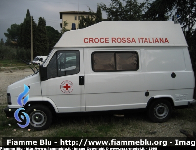 Fiat Ducato I serie
CRI
Comitato Regionale Toscana
unità logistica
ex stazione mobile GdF
Parole chiave: Fiat Ducato_Iserie CRIA385D CRI_Toscana Unità_logistica