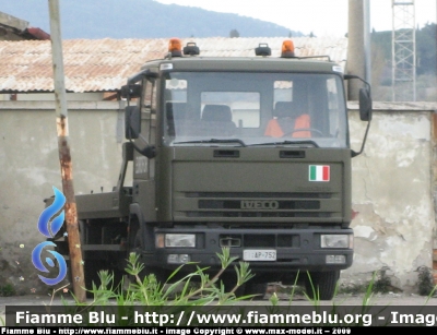 Iveco Eurocargo 150E18 I serie
Esercito Italiano
Eurofor
Carro soccorso e recupero
Allestimento Isoli
EIAP752
Parole chiave: Iveco Eurocargo 150E18_Iserie carro atrezzi Esercito_italiano EIAP752 eurofor