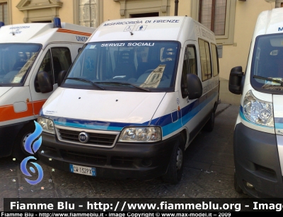 Fiat Ducato III serie
Misericordia di Firenze
furgone trasporto persone allestito da Emergency System
Parole chiave: fiat ducato_IIIserie misericordia_firenze emergency_system servizi_sociali