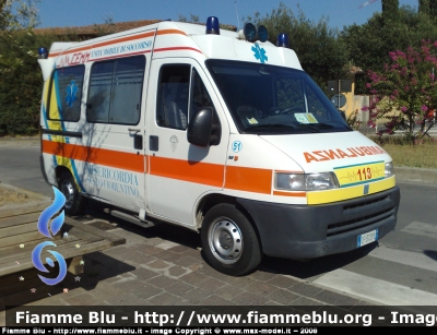 Fiat Ducato II serie
Misericordia di Sesto Fiorentino (FI)
ambulanza allestita da MAF
Parole chiave: fiat ducato_IIserie misericordia_sesto_fiorentino ambulanza MAF