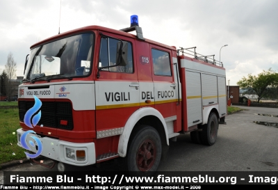 Iveco OM 160
Vigili del Fuoco
Comando Provinciale di Firenze-Indiano
AutoPompaSerbatoio allestimento Baribbi
VF 11307
Parole chiave: Iveco OM 160 VF11307