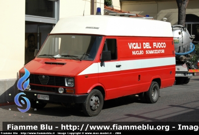 Alfa Romeo 40AR8
Vigili del Fuoco
Nucleo Sommozzatori Firenze
Parole chiave: Alfa-Romeo 40AR8 VF14273