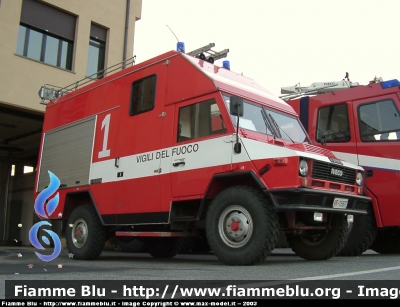 Iveco VM90
VF Firenze
Carro Comando Aeroporto Amerigo Vespucci di Firenze
Parole chiave: Iveco VM90 VVF Antincendio_Aeroportuale Peretola Firenze VF15877