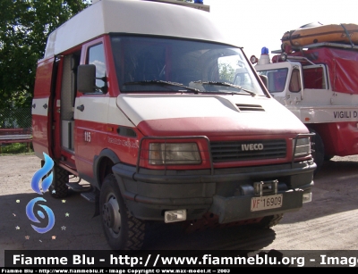 Iveco Daily 4x4 II serie
Vigili del Fuoco
Comando Provinciale di Firenze
Distaccamento di Borgo San Lorenzo (FI)
Polisoccorso
VF 16909
adibito al servizio in galleria prima dell'arrivo dell'Iveco Grizzly
Parole chiave: Iveco Daily_4x4_IIserie VF16909