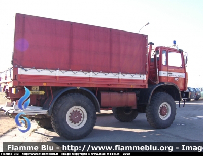 Man-Meccanica F99 4x4
Vigili del Fuoco
Comando Provinciale di Firenze
Esemplare con sponda di sollevamento idraulica posteriore
VF 17047
Parole chiave: Man-Meccanica F99_4x4 VF17047