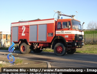 Iveco 190-25 4x4
Vigili del Fuoco
Comando Provinciale di Firenze
Antincendio Aeroportuale
VF 17423
accantonato presso la Caserma Firenze-Indiano in attesa di passare al gruppo storico di Firenze
Parole chiave: Iveco 190-25_4x4 VF17423