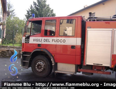 Iveco EuroTech 190E27
Vigili del Fuoco
Comando Provinciale di Siena
AutoPompaSerbatoio allestimento Iveco-Magirus
VF 18154
Parole chiave: Iveco EuroTech_190E27 VF18154