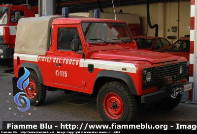 Land Rover Defender 90
VVF Firenze
Parole chiave: Land_Rover Defender_90 VF22248 VF_Firenze 4x4