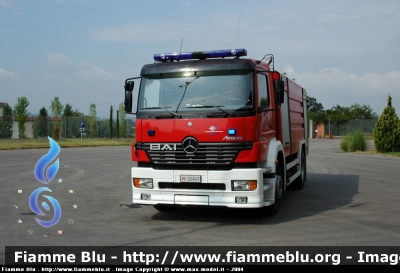 Mercedes-Benz Atego 1828 I serie
Vigili del Fuoco
Distaccamento Firenze Indiano
VF 22447
Parole chiave: Mercedes-Benz Atego_1828_Iserie VF22447