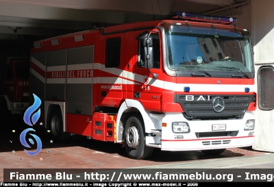 Mercedes-Benz Actros 1841 II serie
Vigili del Fuoco
Comando Provinciale di Firenze
AutoPompaSerbatoio
VF 22607
Parole chiave: Mercedes-Benz Actros_1841_IIserie VF22607