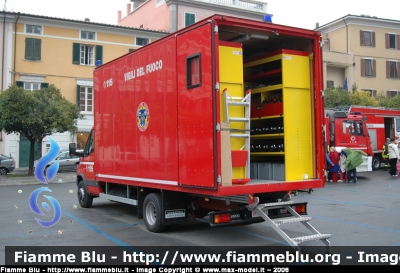 Iveco Daily III serie
VF Massa Carrara
Carro NBCR
Parole chiave: Iveco Daily 3serie VF22827 NBCR Furgoni VF Massa_Carrara