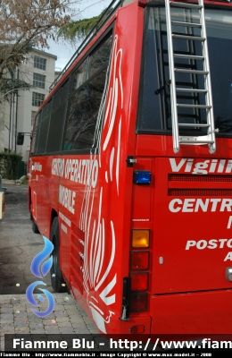 Iveco 370
Vigili del Fuoco
Comando Provinciale di Pisa
Centro Operativo Mobile
VF 22949
Parole chiave: Iveco 370 VF22949