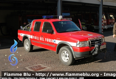 Ford Ranger V serie
Vigili del Fuoco
Comando Provinciale di Firenze
Nucleo Speleo Alpino Fluviale
VF 23277
Parole chiave: Ford Ranger_Vserie VF23277