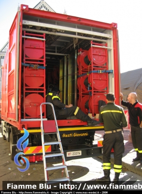 Iveco EuroCargo 130E18 II serie
Vigili del Fuoco
Comando Provinciale di Firenze
Carro Elettrico
VF 23374
Parole chiave: Iveco EuroCargo_130E18_IIserie VF23374 Arnus