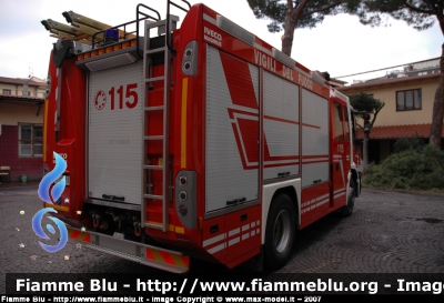 Iveco Stralis AF190S40 I serie
Vigili del Fuoco
Comando Provinciale di Firenze
AutoPompaSerbatoio
VF 23653
Parole chiave: Iveco Stralis_AF190S40_Iserie VF23653