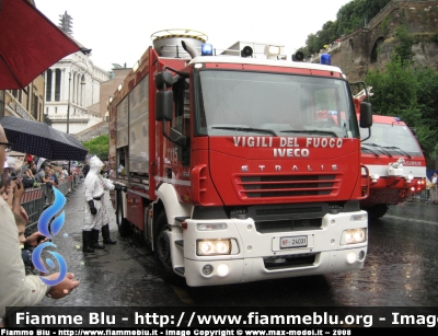 Iveco Stralis AD190S35 I serie "One"
Vigili del Fuoco
Comando Provinciale di Roma
Nucleo NBCR
VF 24031
Parole chiave: Iveco Stralis_AD190S35_Iserie_One VF24031 Festa_Della_Repubblica_2008