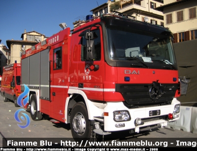 Mercedes-Benz Actros 1832 II serie
Vigili del Fuoco
Comando Provinciale di Firenze
Distaccamento di Firenze Ovest "Indiano"
AutoPompaSerbatoio bimodale (strada-rotaia)
In esposizione all'esercitazione Arnus 2006, ancora senza targa
Parole chiave: Mercedes-Benz Actros_1832_IIserie VF24125 Arnus_2006