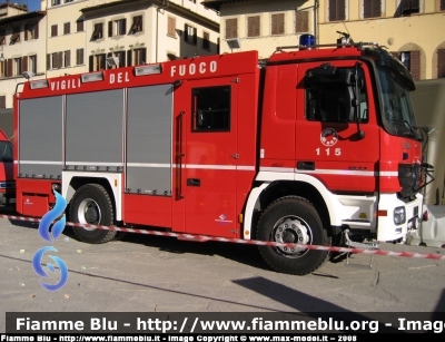 Mercedes-Benz Actros 1832 II serie
Vigili del Fuoco
Comando Provinciale di Firenze
Distaccamento di Firenze Ovest "Indiano"
AutoPompaSerbatoio bimodale (strada-rotaia)
In esposizione all'esercitazione Arnus 2006, ancora senza targa
Parole chiave: Mercedes-Benz Actros_1832_IIserie VF24125 Arnus_2006