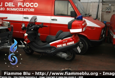 Piaggio X9
VVF Firenze
Parole chiave: piaggio X9 VF0005 VF_Firenze Motociclo